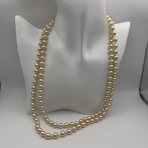 Classic Double-Strand Imitation Pearl Necklace Cream